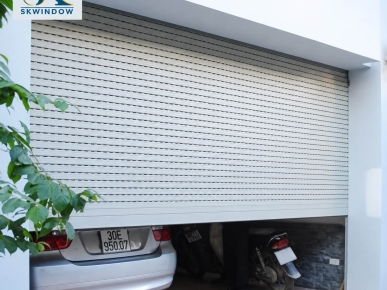 Cửa cuốn khe thoáng là gì? Vì sao nhà phố ưa chuộng?			