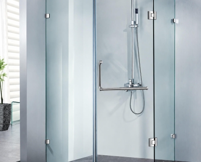 Cabin phòng tắm kính 135 độ