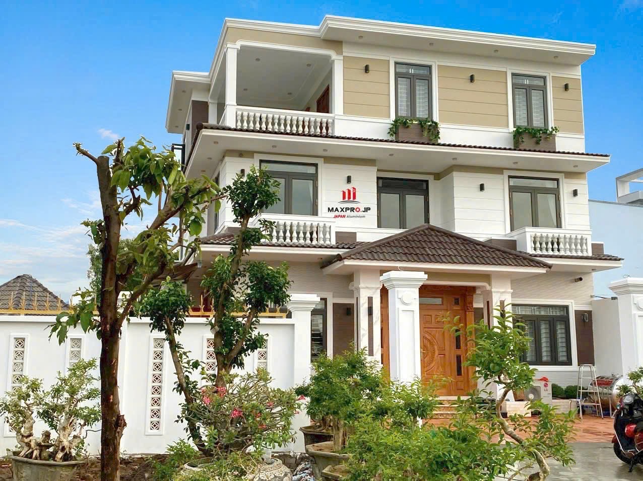 Cửa nhôm Maxpro hệ 65